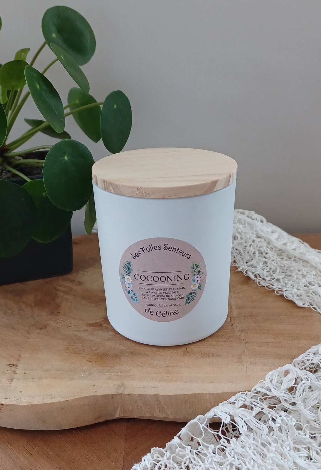 Bougie Cocooning à la cire de colza et aux notes de fleur de coton et de jasmin
