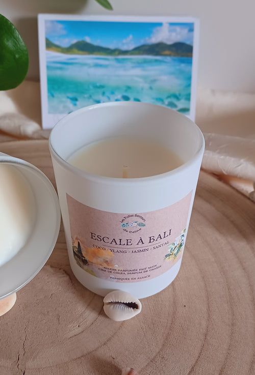 Bougie Escale à Bali à la cire de colza et aux notes de coco, ylang-ylang, jasmin, santal
