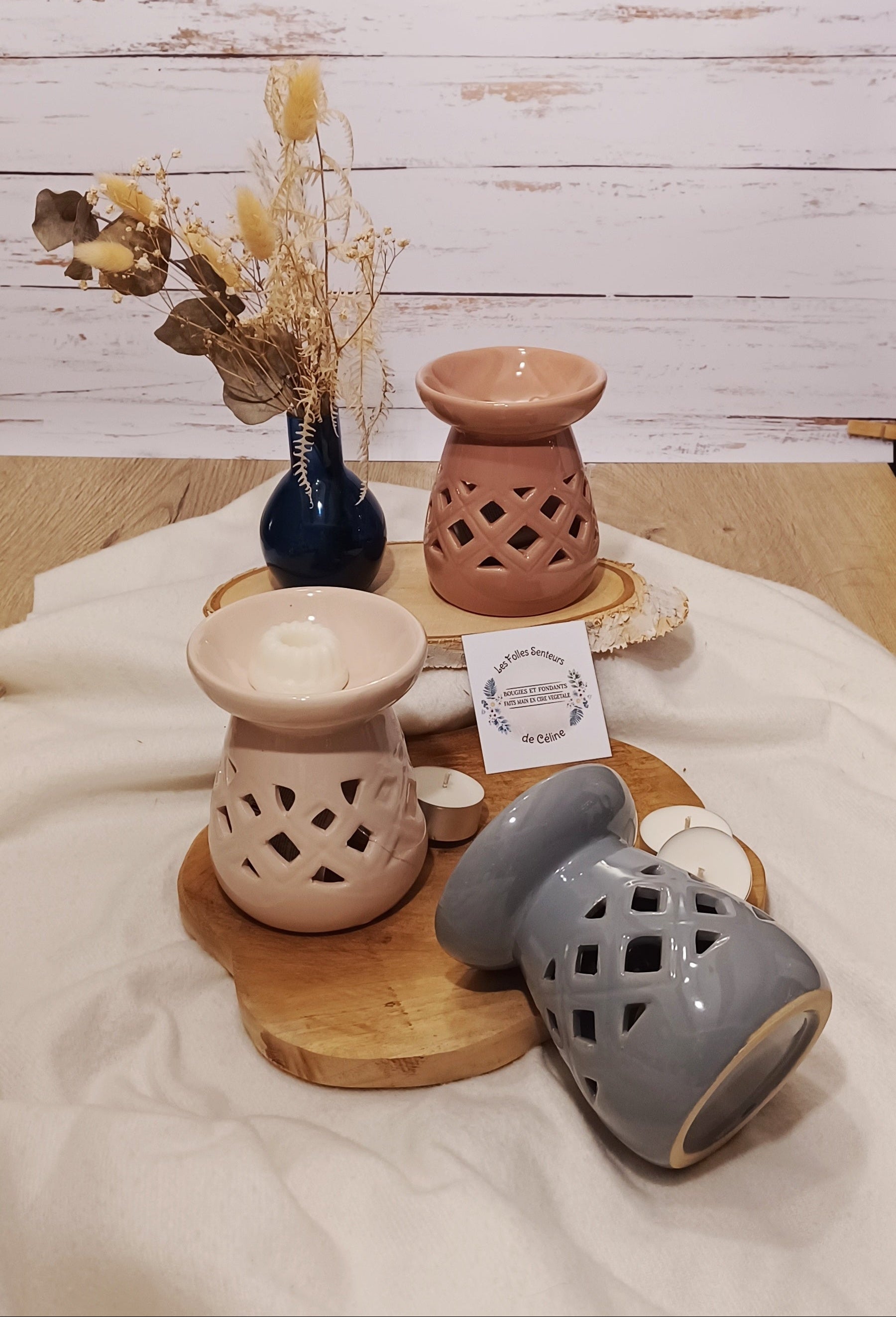 brûle-parfum Séléné en 3 coloris : bleu grisé, rose nude, rouge rosé