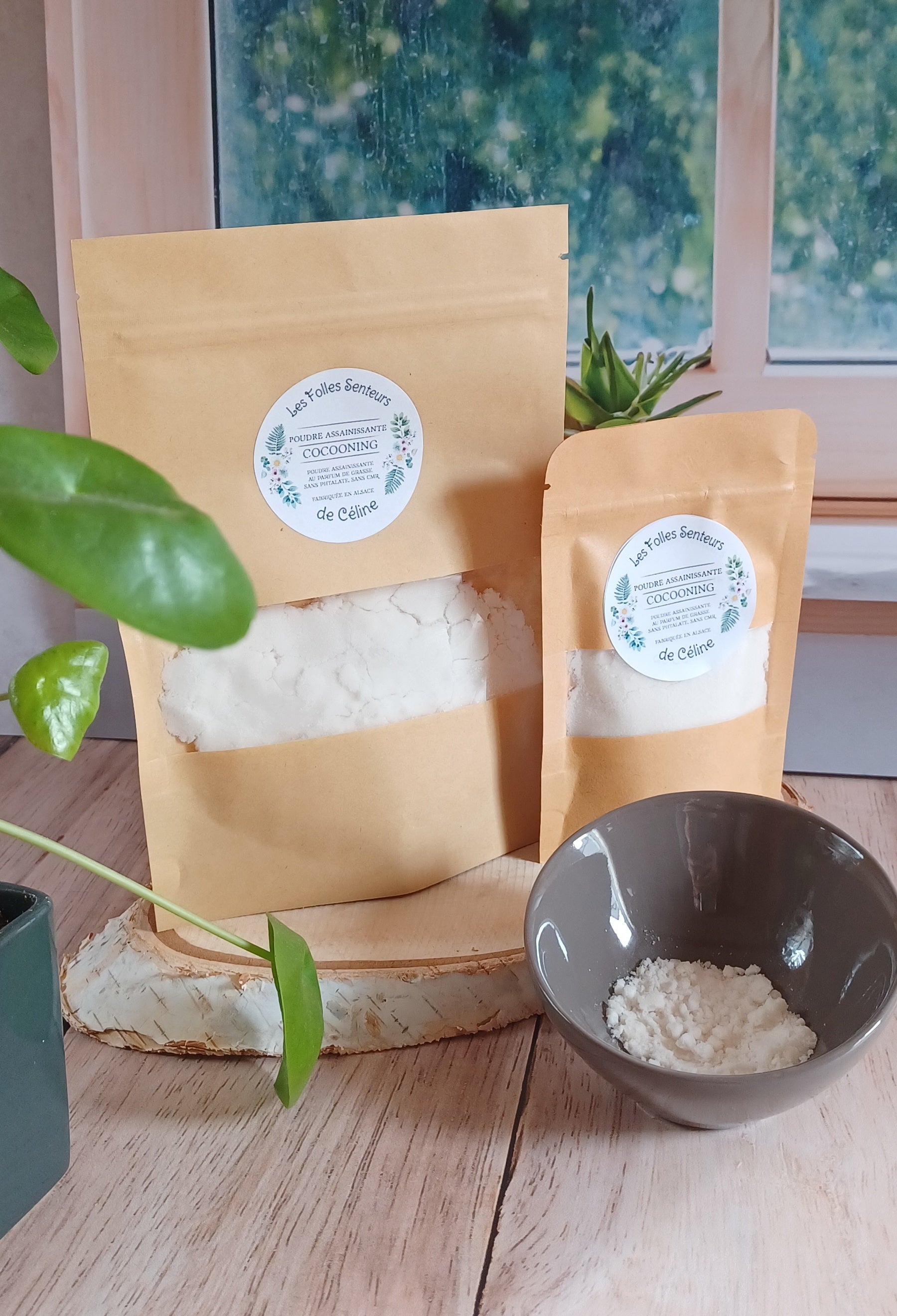sachets de poudre assainissante parfum Cocooning en 50g et 100g
