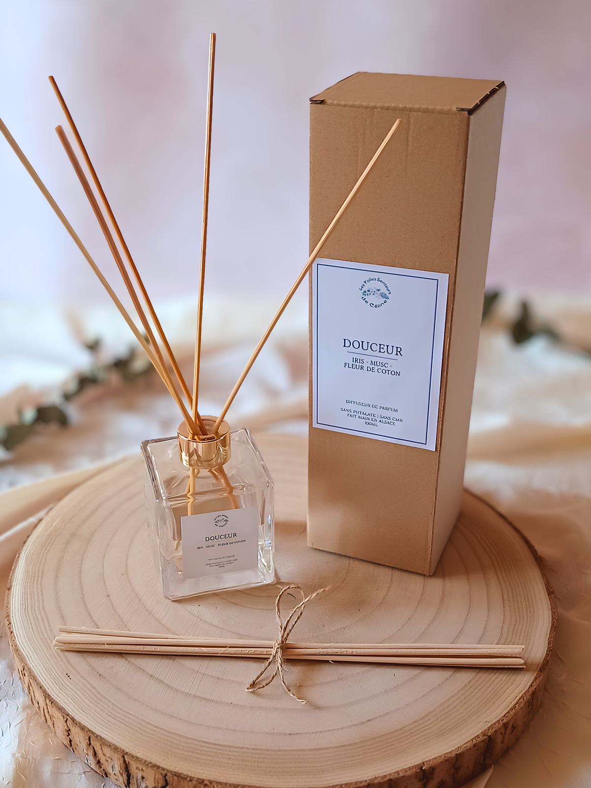 Diffuseur de parfum Douceur aux notes d'iris, musc, fleur de coton
