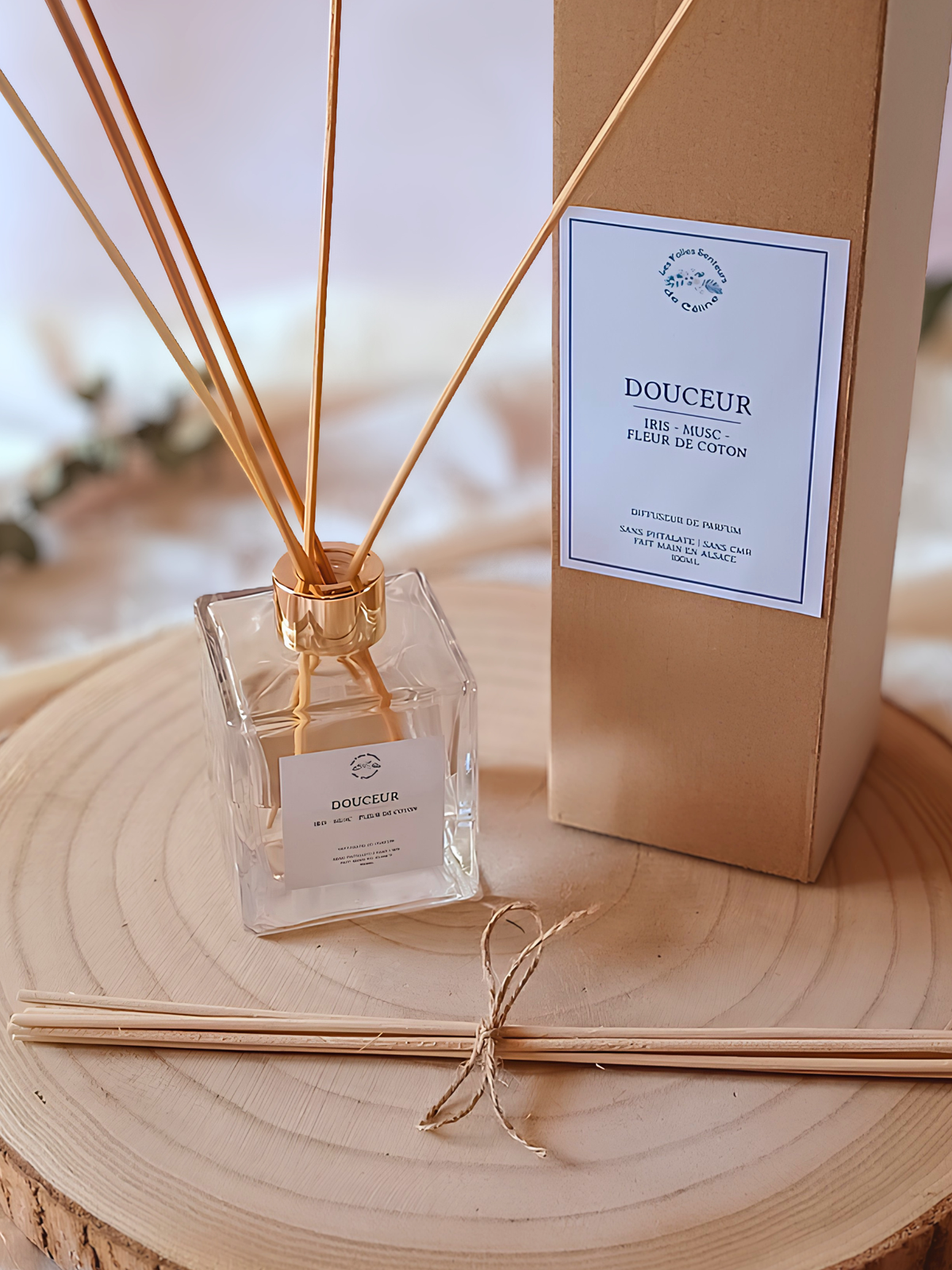 Diffuseur de parfum Douceur aux notes d'iris, musc, fleur de coton