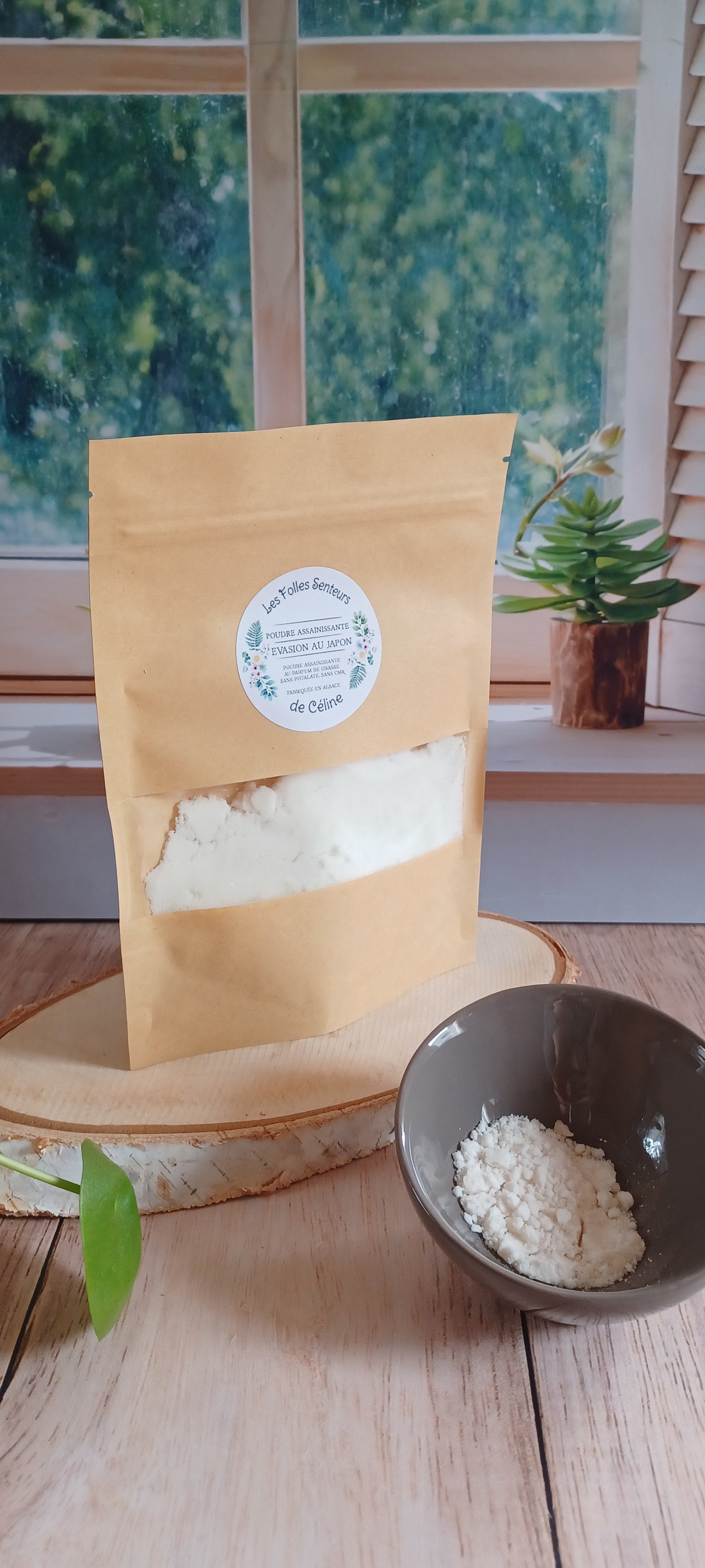 sachet de poudre assainissante parfum Évasion au Japon en 100g