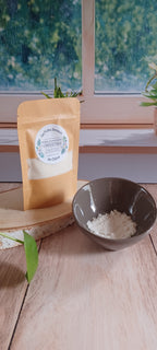 sachet de poudre assainissante parfum L'Irrésistible en 50g