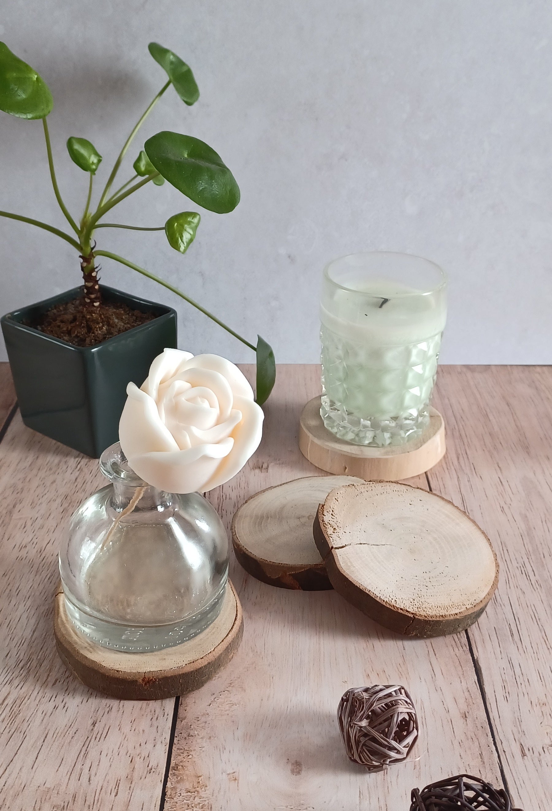 Support pour bougie en bois naturel