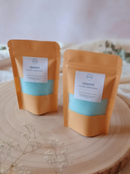 Fondants en grains à la cire de soja et aux notes d'aloé vera et de fleurs blanches